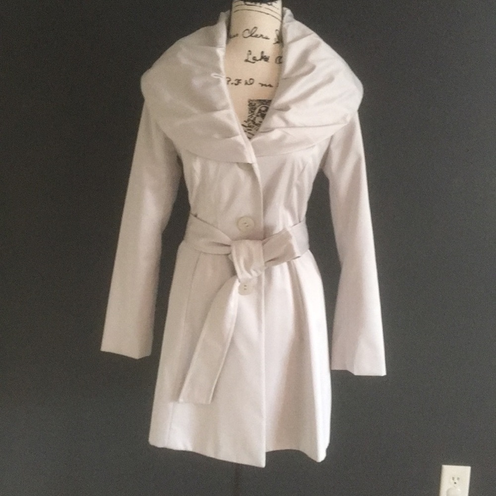 Trench coat